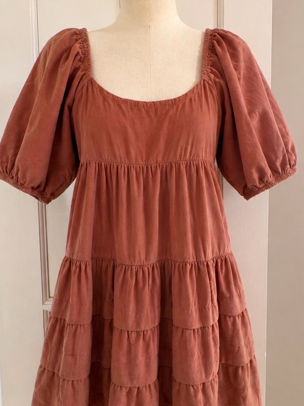 American Eagle Outfitters Rust-Tone Puff Sleeve Tiered Mini Dress
